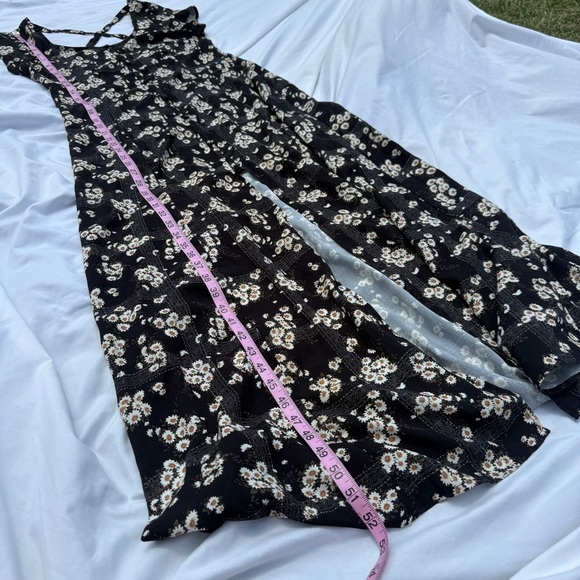 🖤 MinkPink Floral Maxi Dress 🖤 - Picture 5 of 6